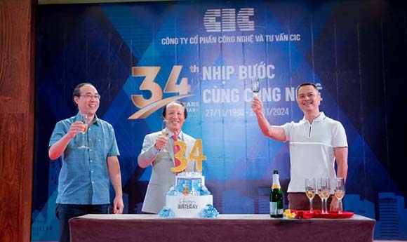 CIC Successfully Organizes Company's 34th Founding Anniversary Celebration